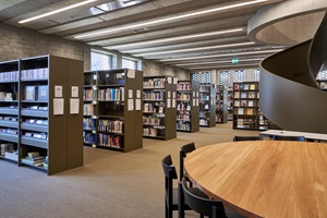 Bibliothek. Bild Ingo Höhn